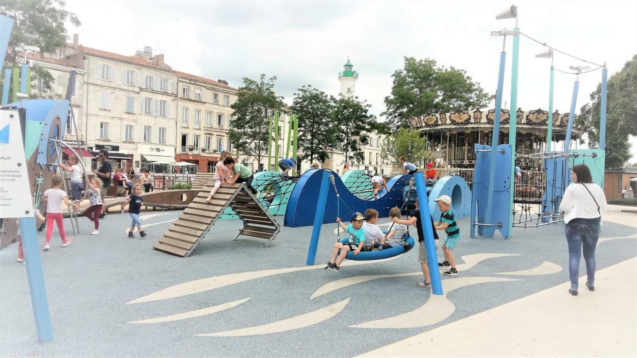 Le Parc Des Cordeliers Apartment Ла Рошел Екстериор снимка
