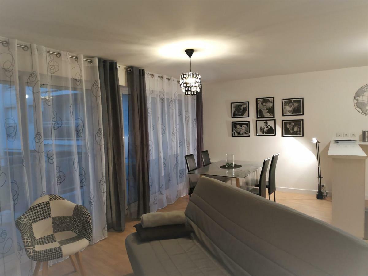 Le Parc Des Cordeliers Apartment Ла Рошел Екстериор снимка